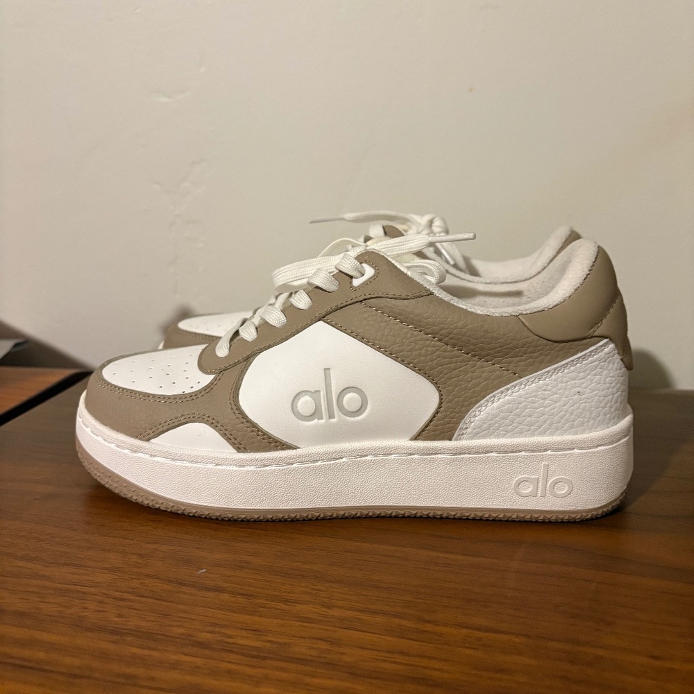 Alo sneakers